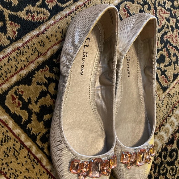 Chinese Laundry Golden Girl Women's Slip on Flats Size 10 New in the box - Picture 4 of 7